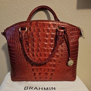 BRAHMIN DUXBURY, NWOT. COMES WITH DUST BAG.